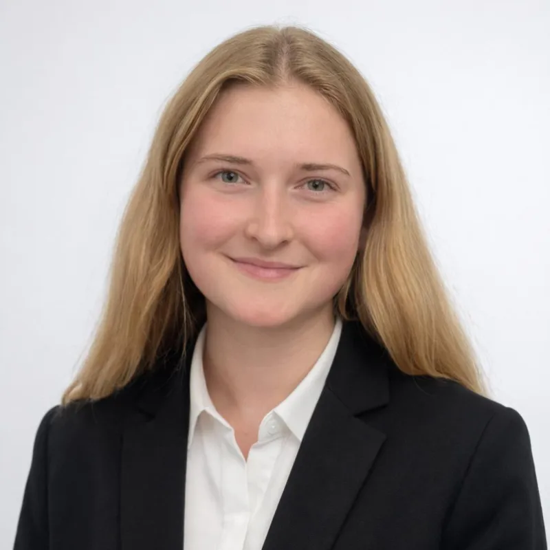 Antonia – Marketing & Sales